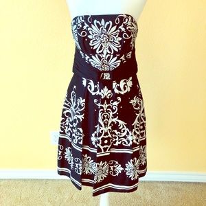White House Black Market beautiful dress